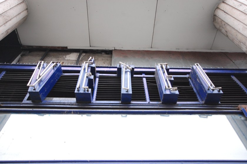 DSC_24152011-10-30_12-35-26_