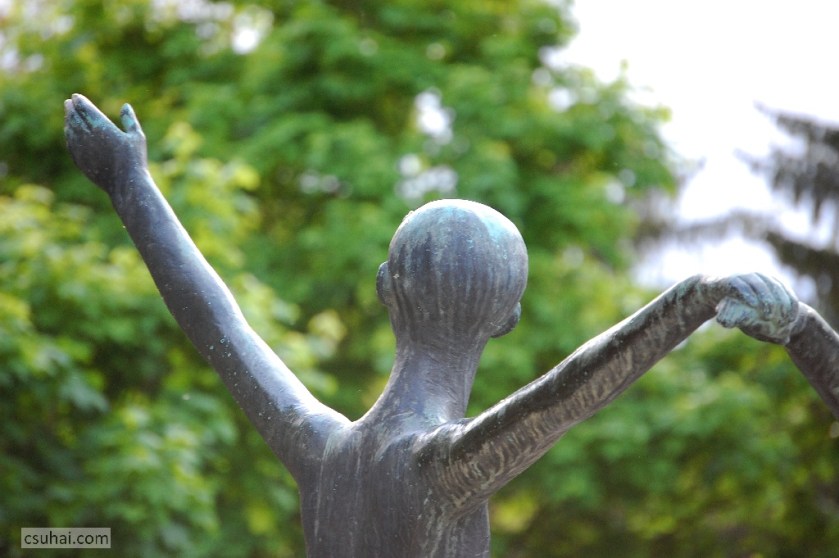 DSC_97942014-04-21_18-22-01