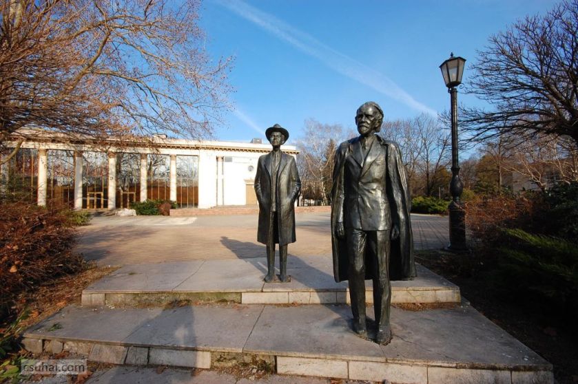 11054642_757805940964494_1418351907_o