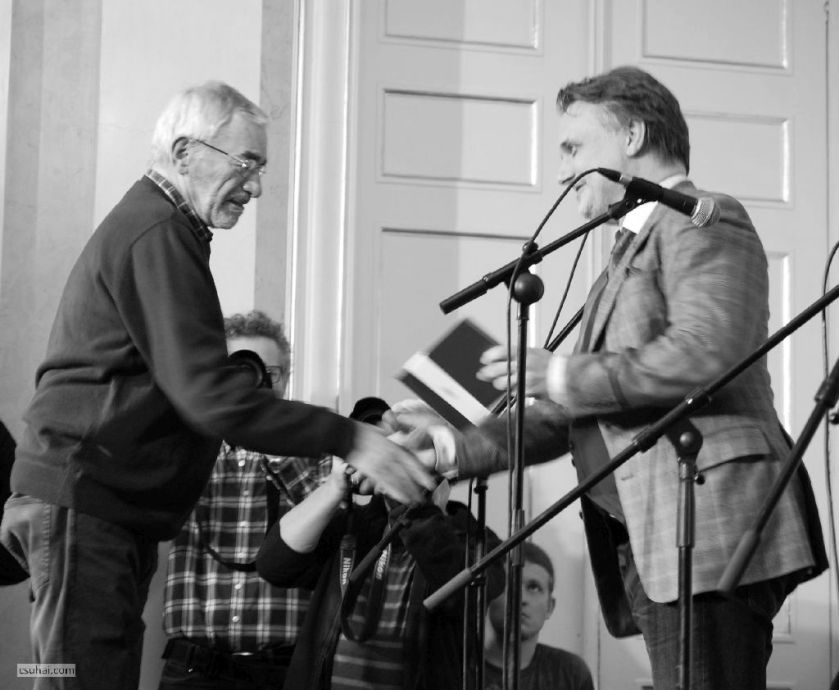 DSC_73182016-02-23_19-42-52_